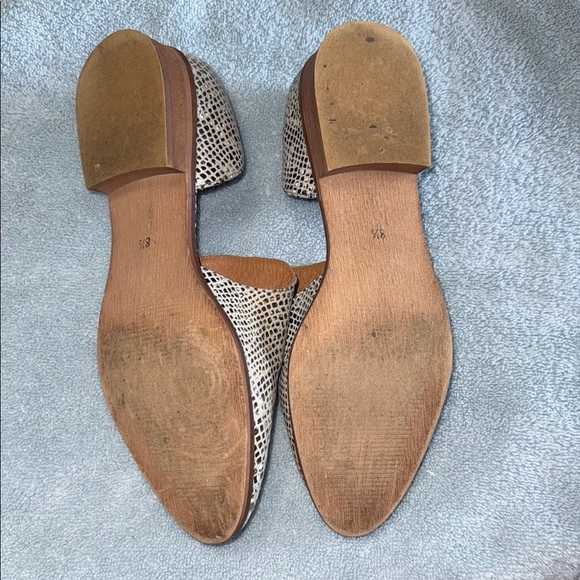 Cream and Brown Textured Flats with Slip-On Design - Picture 3 of 4